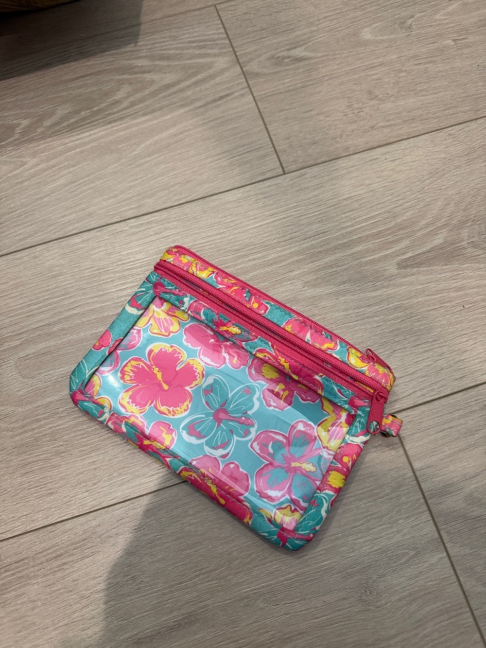 Cute wristlet/bag